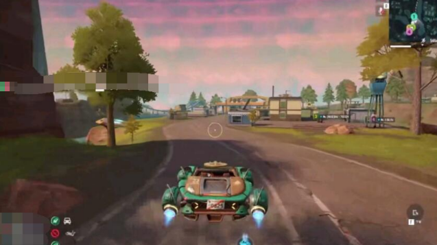 Batasan-batasan untuk bermain game online antara versi PC dan mobile dari Farlight 84, serta panduan untuk memainkannya.